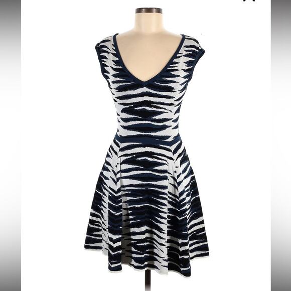 Milly Zebra print knit fit and flare dress, size medium - Picture 1 of 11